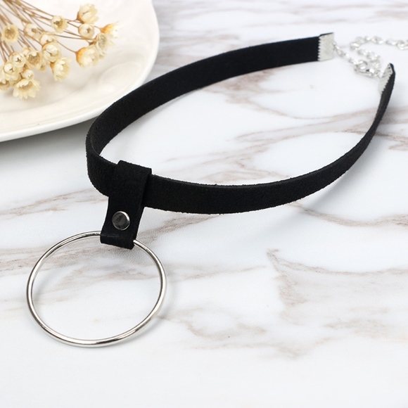 Silver O-Ring Black Leather Circle Choker Necklace - Picture 6 of 7